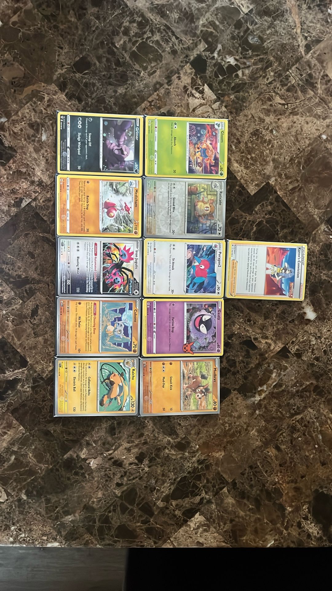 11 Pack of 10 Pokemon Cards