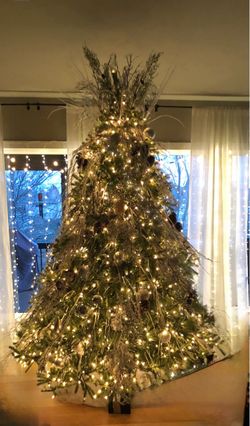 9’ Christmas Tree