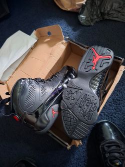 Jordan 11 black