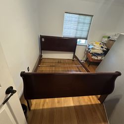 Cherrywood Queen Bed frame And Dresser/w Mirror 