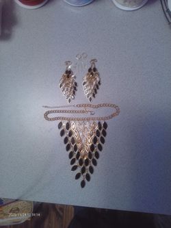 Vintage Costume Jewelry. 