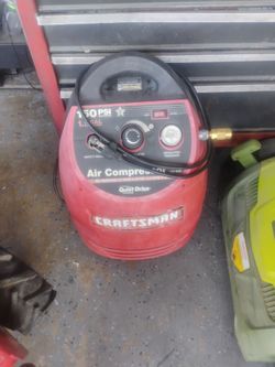 1.5 gal.tank quiet compressor...works good builds air quick....