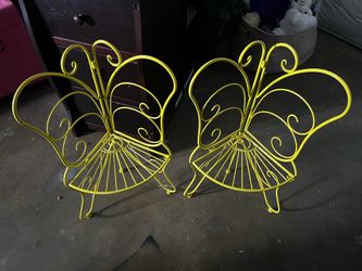 2 Yellow Metal Folding Butterfly Chairs