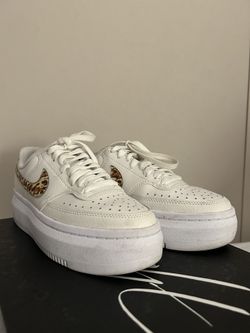 Womens 6.5 Nikes