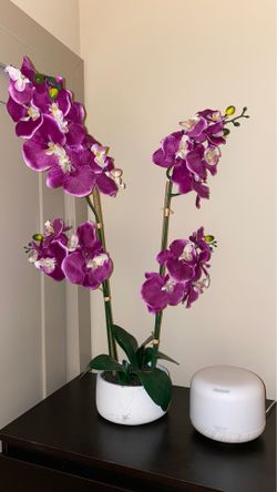 Pink decorative faux orchid pick up marina del Rey