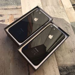 iPhone 8 64gb Unlocked 