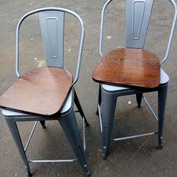 Swivel Chairs 24in