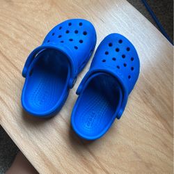 Toddler Crocs / Kids Crocs / Blue Crocs / 8c crocs 