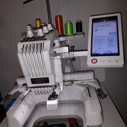 Brother Embroidery Machine PR-655 6 Needles