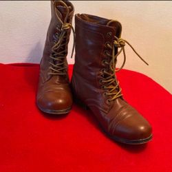 Steve Madden Boots Size 7