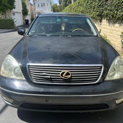 2001 Lexus LS 430 Sedan 4D