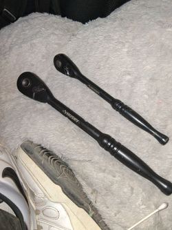 Husky ½" &⅜" drive ratchet set