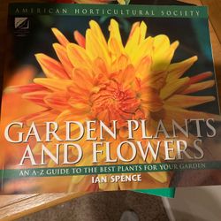 Garden Plants And Flowers Book