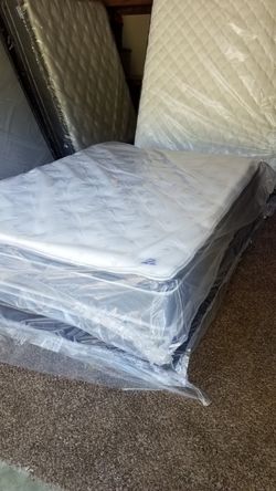 New queen size mattress set