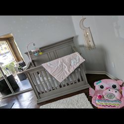 Convertible Crib ( Baby Bed ) 