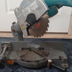 Makita 10" Miter Saw