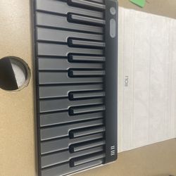 Roli Piano