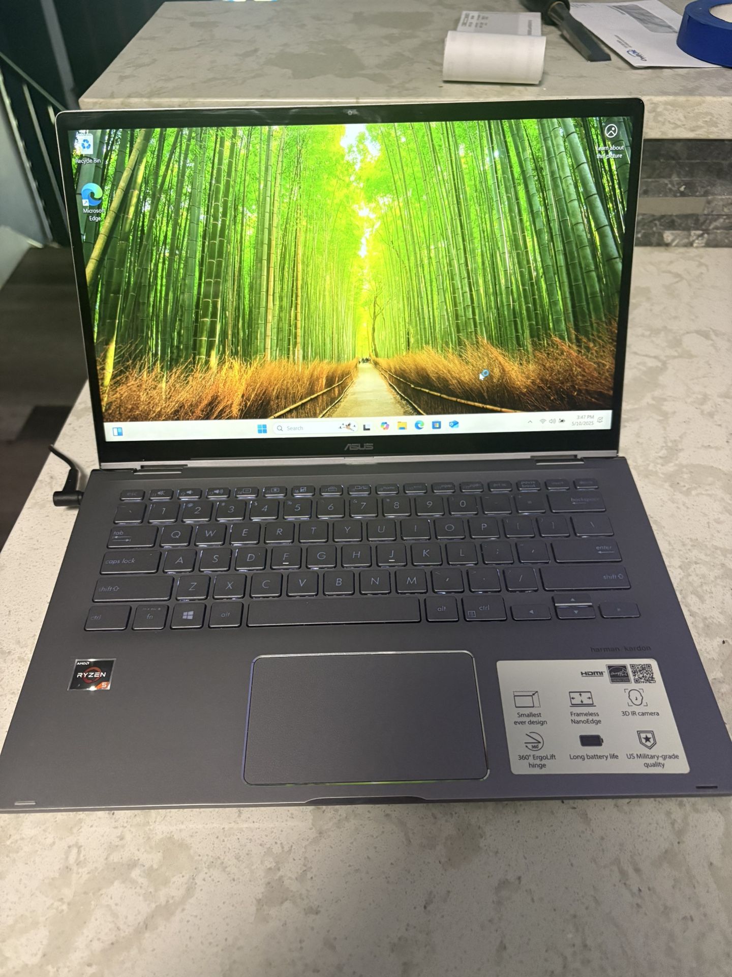 Laptop Asus Q406D