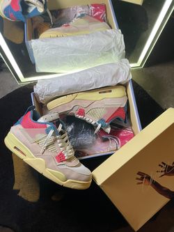 Jordan 4 Guava Ice Size 9 