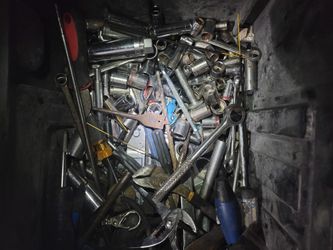 Tools,sockets,wrenchs,screwdrivers 