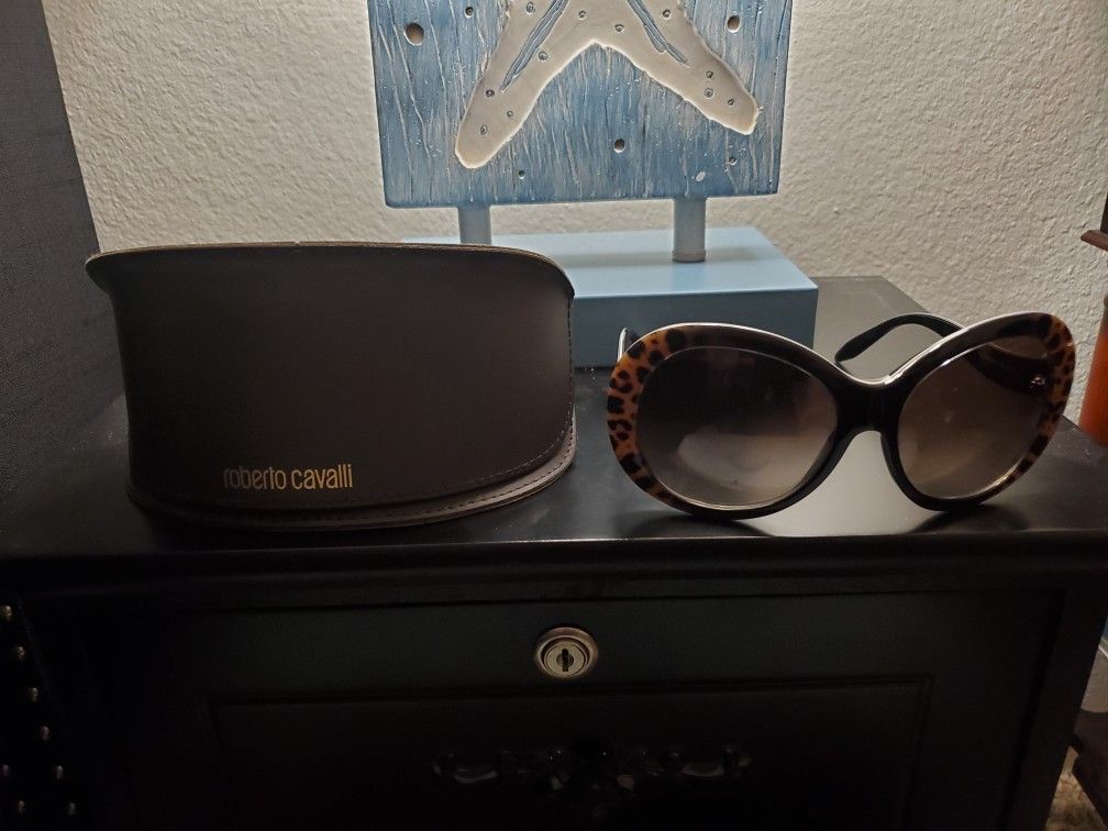 Authentic Pair Of Roberto Cavalli Sunglasses