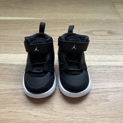 Infant Jordan Sneakers