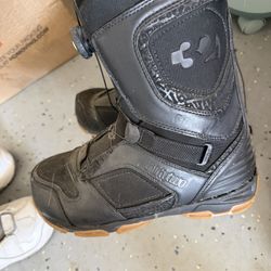 ThirtyTwo Snowboarding Boots