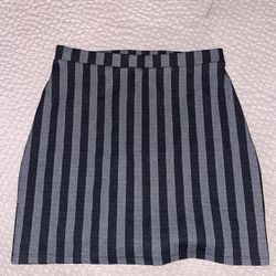 Mini Skirts Small