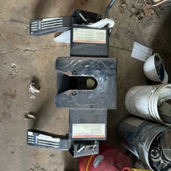5th Wheel Hitch 