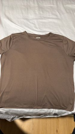 Hollister top