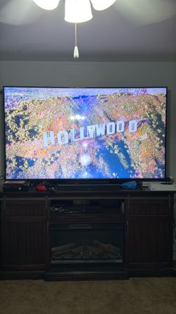 82”  Samsung TV