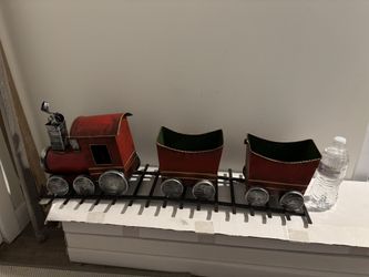 Metal Train Decor