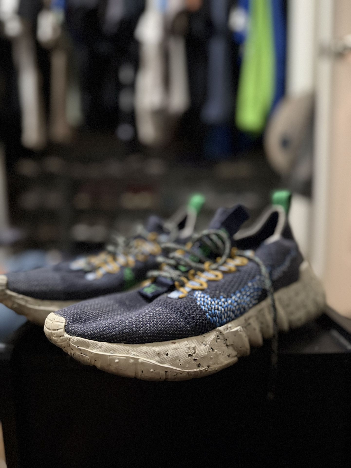 NIKE SPACE HIPPIE SIZE 10