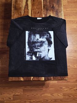 Onyx Men's Distressed Black Wash Short-Sleeve Tee. Size 2X-Large