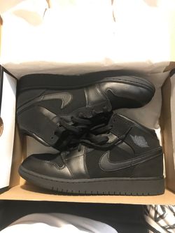 Jordan 1 Mids Black Youth 7