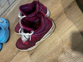 Jordan 4s