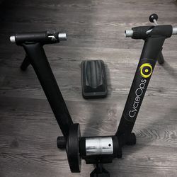 Cycle Ops Mag Trainer + Front Wheel Stand 