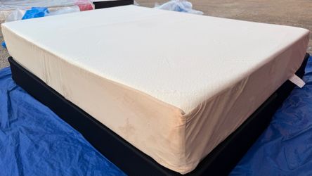 🔥🔥TEMPURPEDIC QUEEN SIZE MATTRESS 🔥🔥