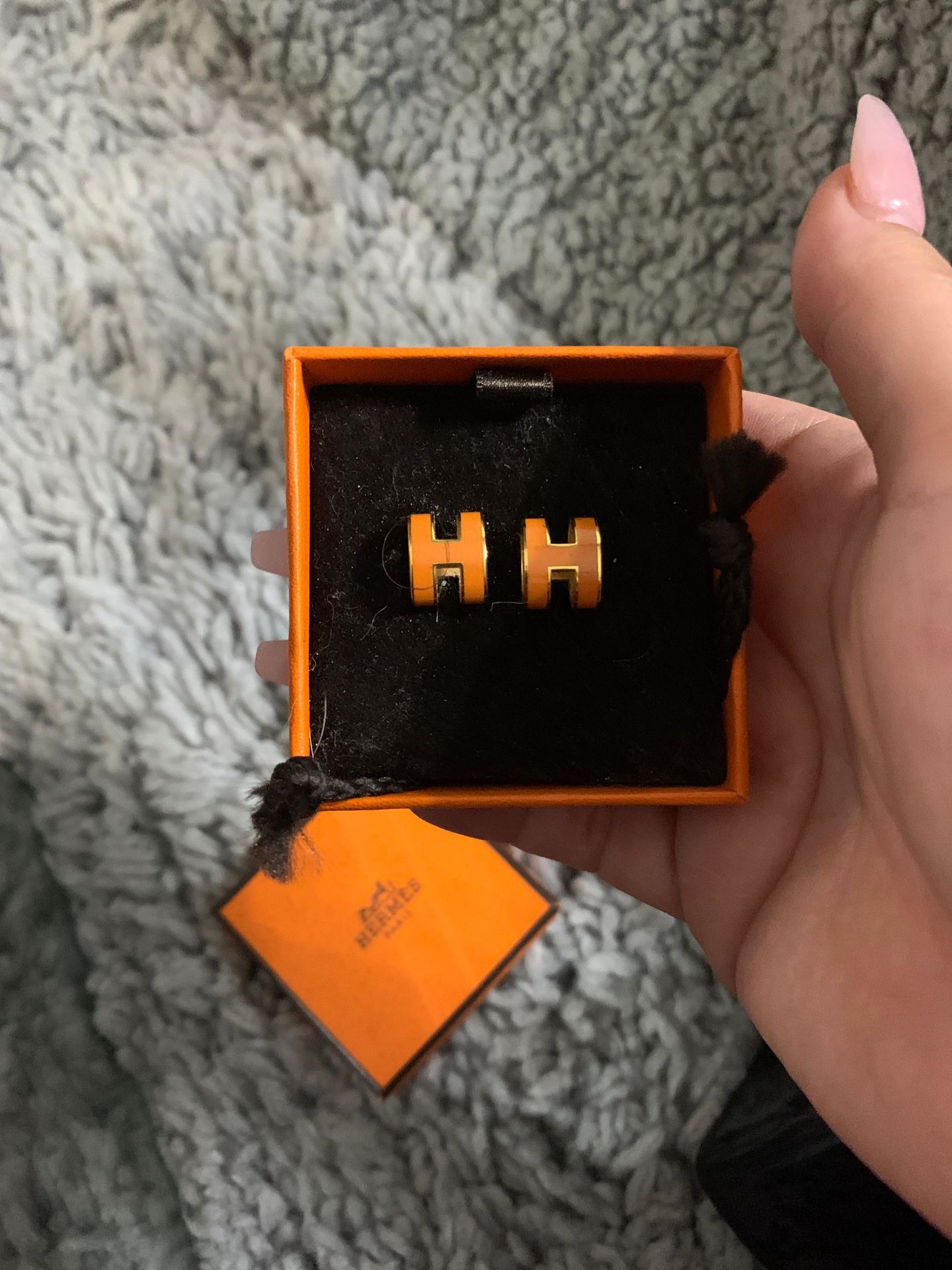 Hermes high end classic H earrings