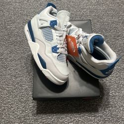 Size 6y - Brand New Jordan 4 Industrial Blue