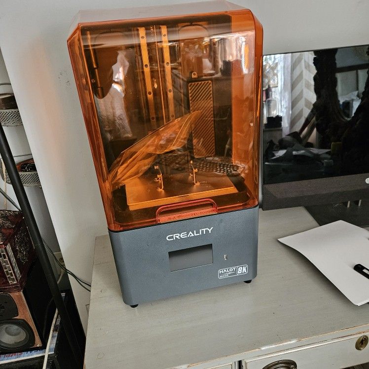Creality HALOT MAGE PRO 8K Resin 3D Printer, Equivalent 12K Model Effect UV Resin Photocuring Printer with 5X Faster Printing Speed, Smart Resin Pump