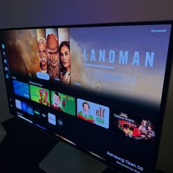 Samsung 32" Odyssey OLED G8 (G80SD) 4K UHD 240Hz 0.03ms Smart Gaming Monitor with HDR - Silver 