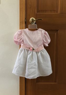 Girl’s dress size 4