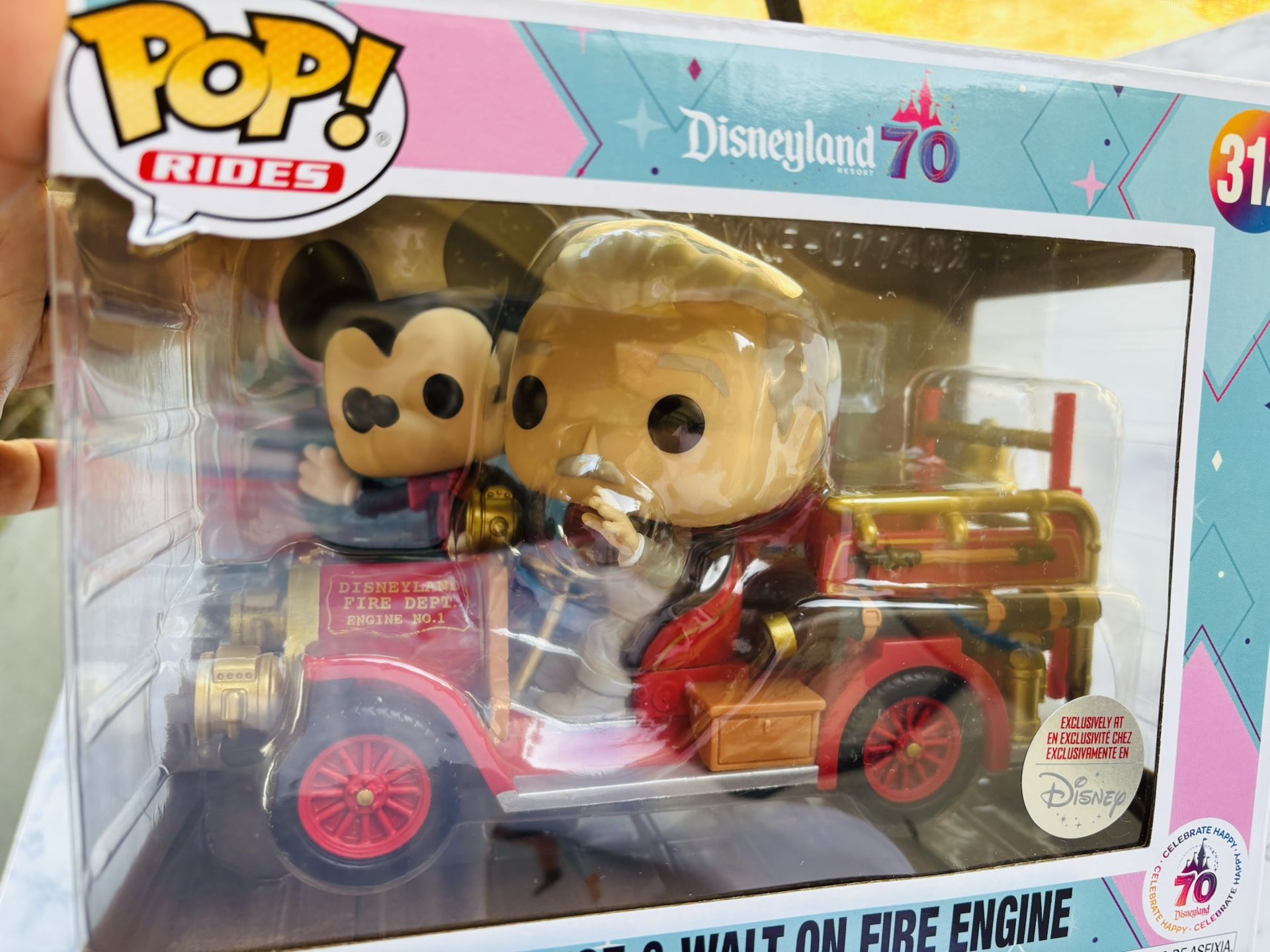Funko Pop! Walt Disney on Fire Engine – Disney Parks Exclusive