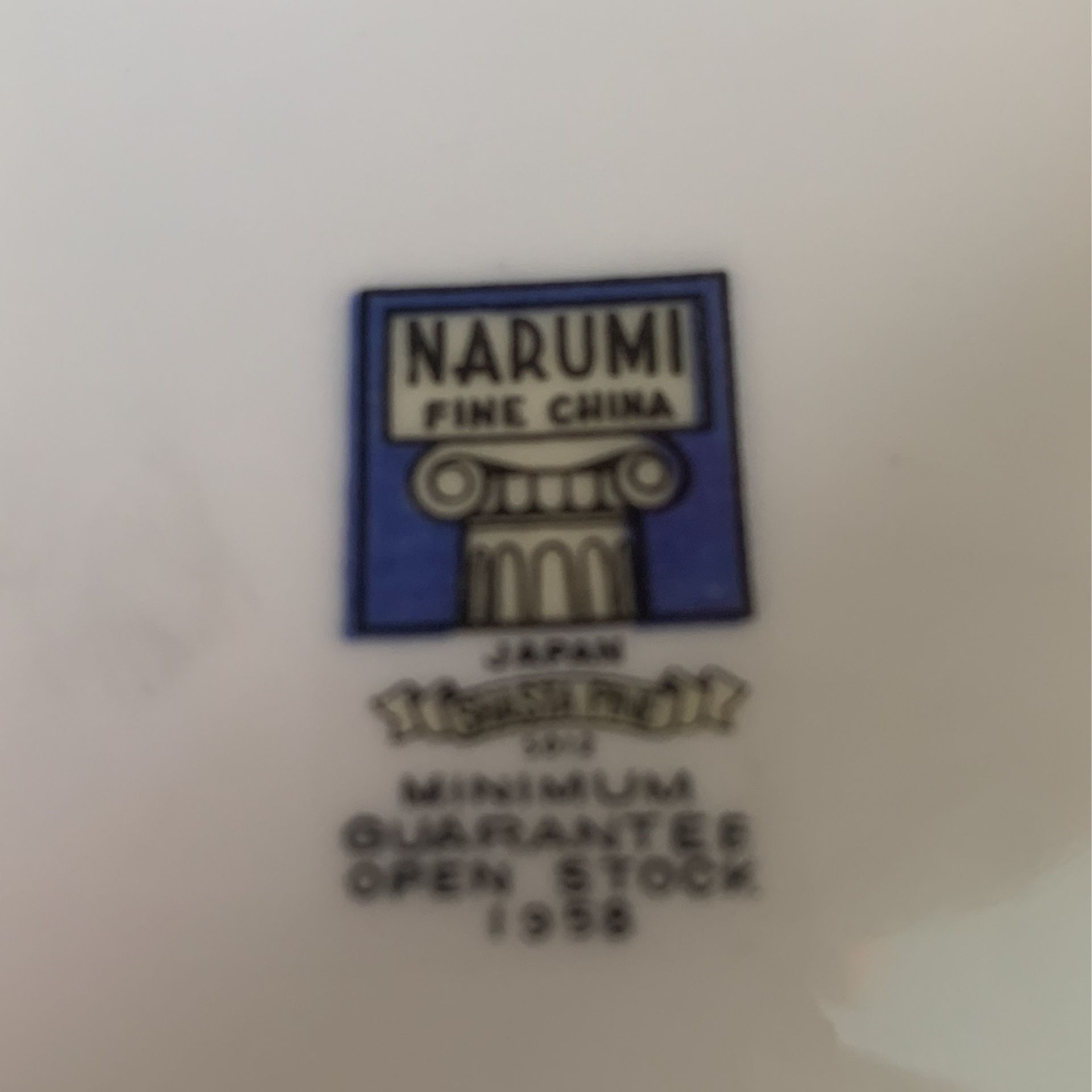 Dishes , Shasta Pine Cones