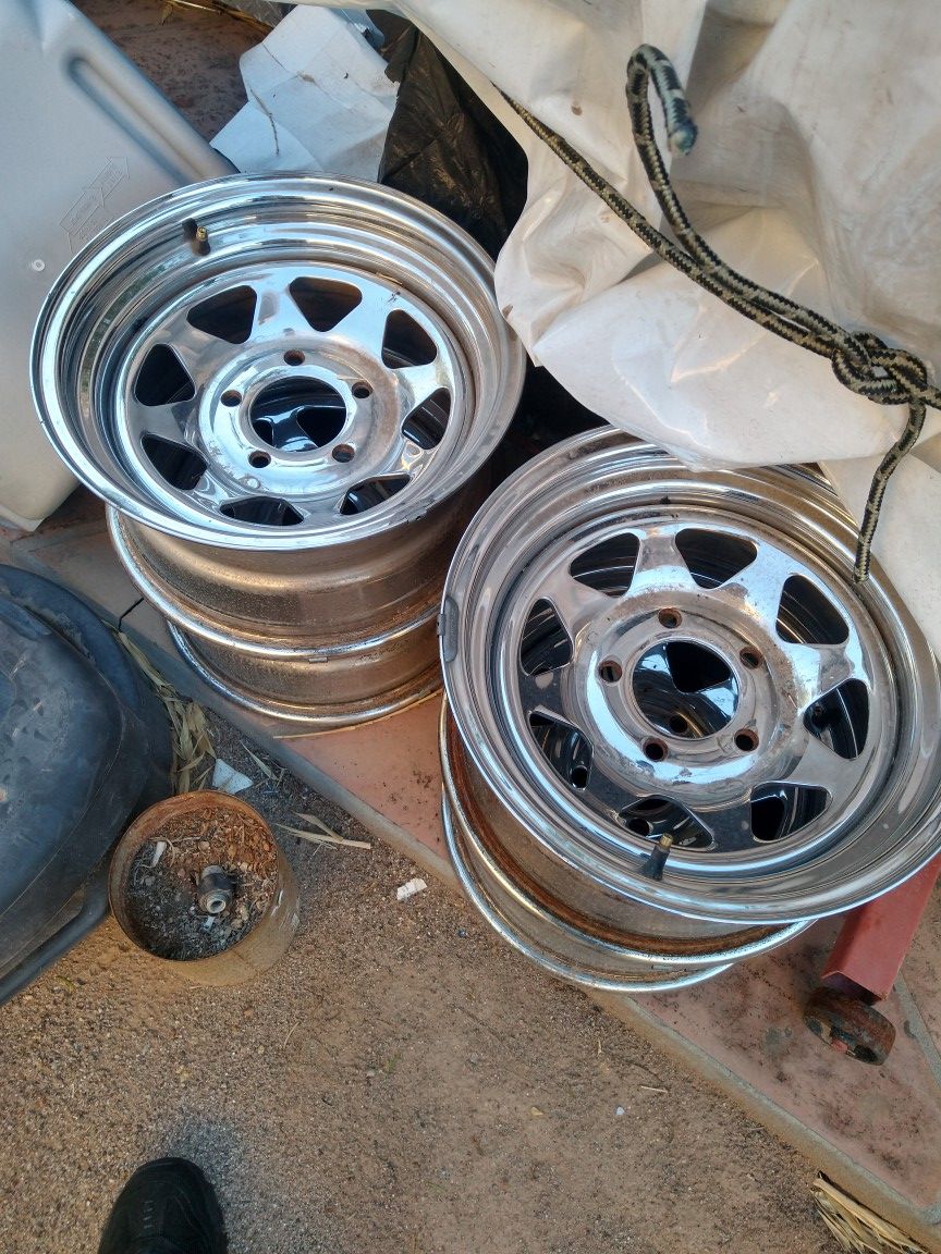 Chrome trailer rims 14