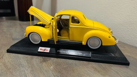 Model Ford Deluxe 1939