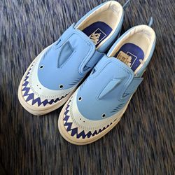 Vans Shark Slip-on Sneakers Sz 1.5