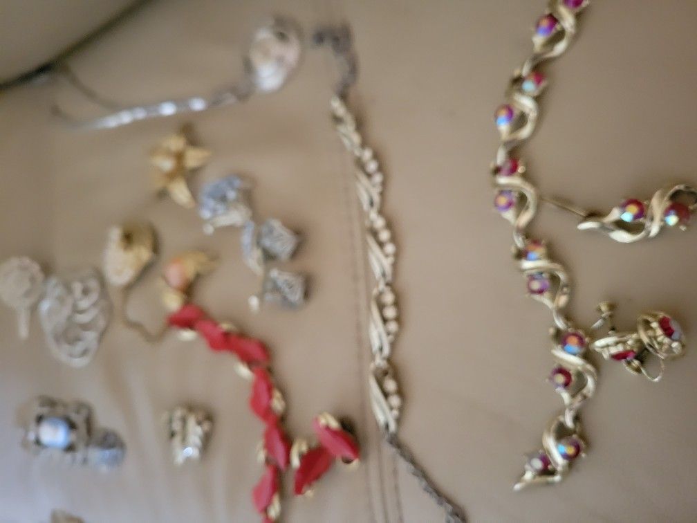 Vintage Jewelry