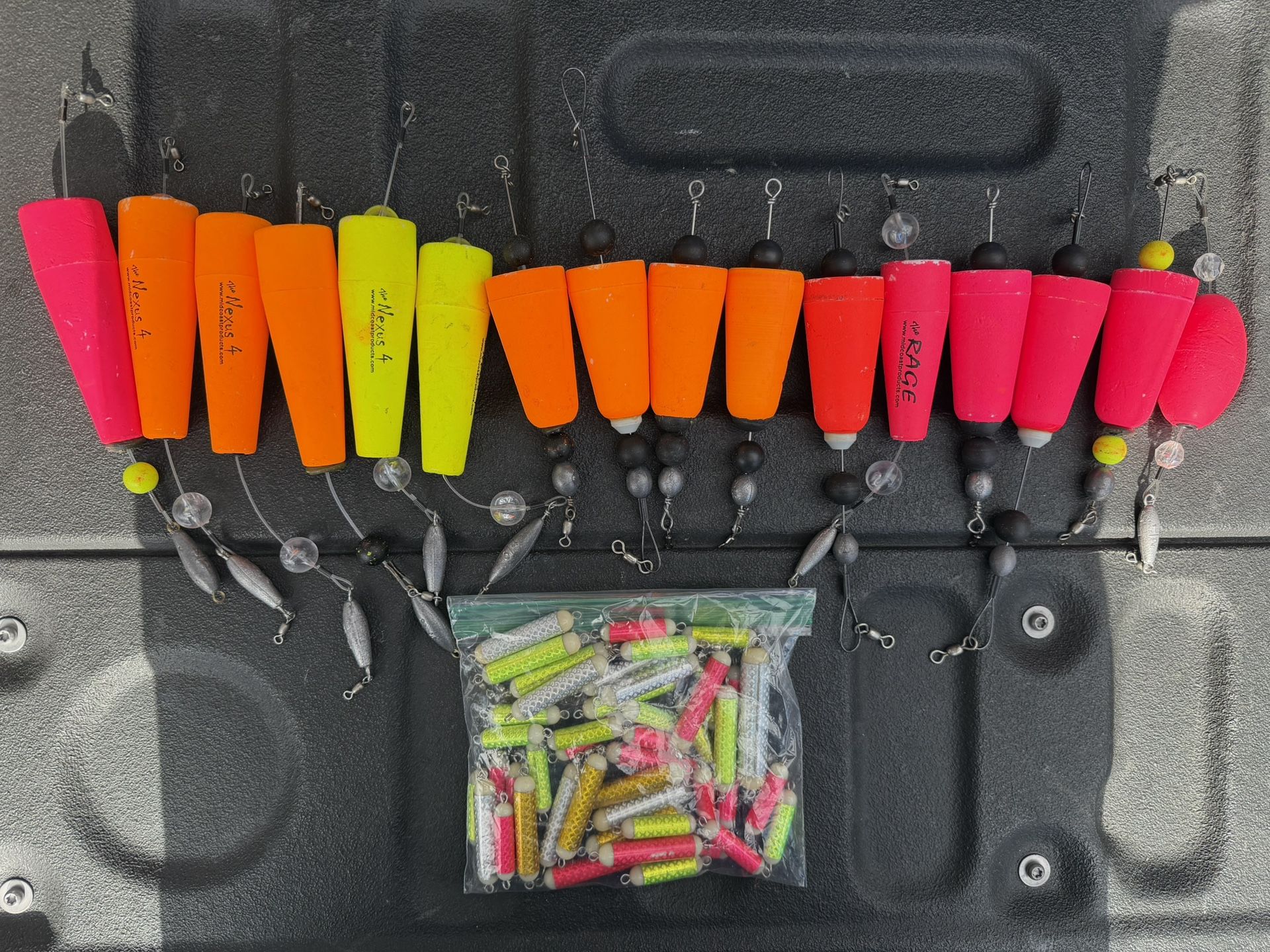 16 - NEW FISHING POPPING CORK & CHATTER WEIGHT LOT